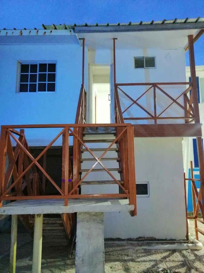 Miss Bassy'S Lodging Hotel San Andrés Exterior foto